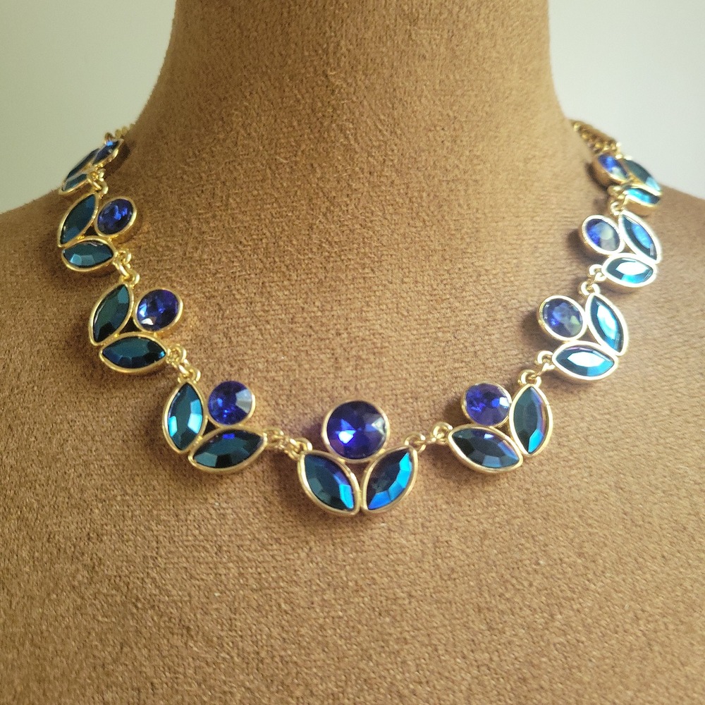 Liz Claiborne Blue Crystal Gold Tone Statement Necklace 16-18 Inch Regencycore